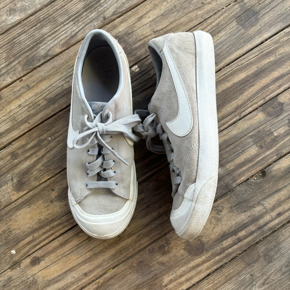 Nike mens size 7.5/womens 9 Zoom all court CK Cory Kennedy skate shoe light grey